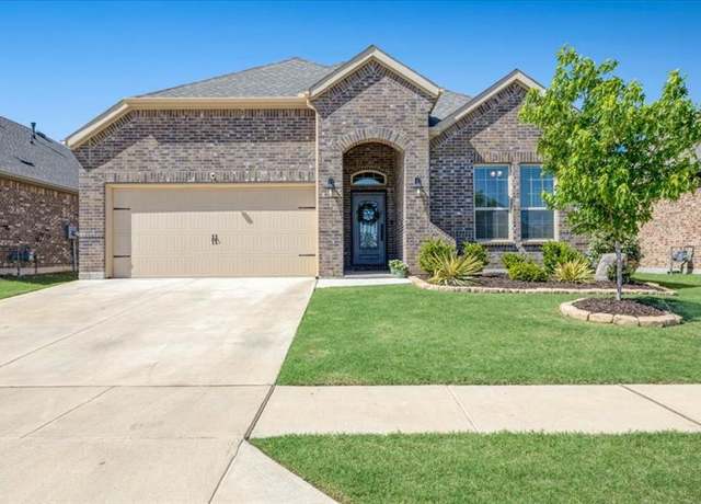Property at 10431 Twisting Springs Dr, Aubrey, TX 76227, 4 beds, 2 baths
