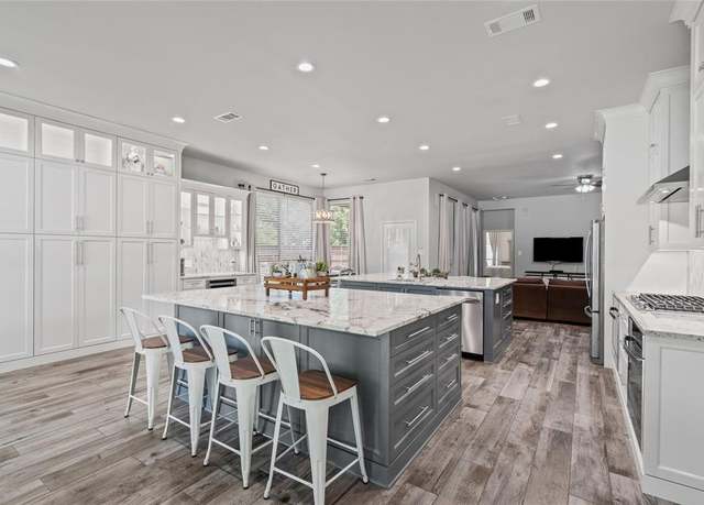 Property at 1701 Travis Ct, Allen, TX 75002, 4 beds, 2 baths
