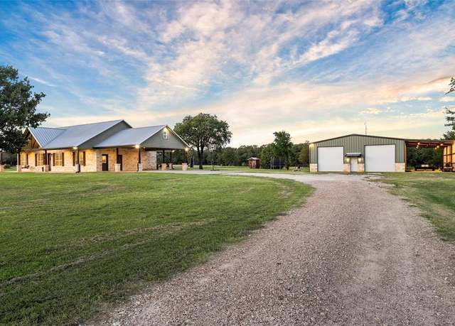 Property at 438 S Pleasant Hill Rd, Axtell, TX 76624, 3 beds, 2 baths