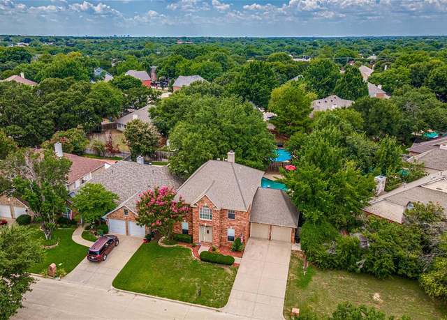 Property at 6114 Pinwood Cir, Arlington, TX 76001, 4 beds, 2.5 baths