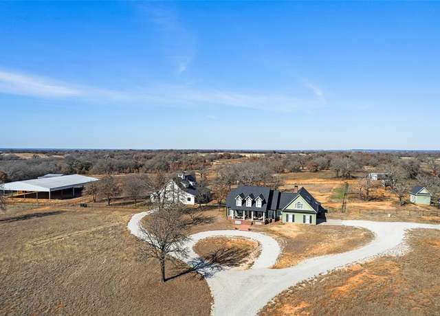 Property at 1501 Cabaniss Ln, Weatherford, TX 76088, 3 beds, 3 baths