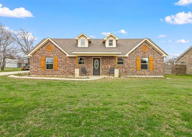 Property at 184 Oscar Cole St, Callisburg, TX 76240, 3 beds, 2 baths