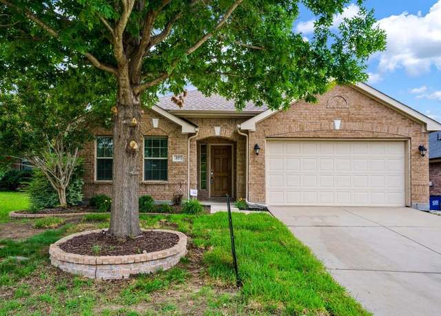 Property at 227 Creekwood Dr, Princeton, TX 75407, 4 beds, 2 baths