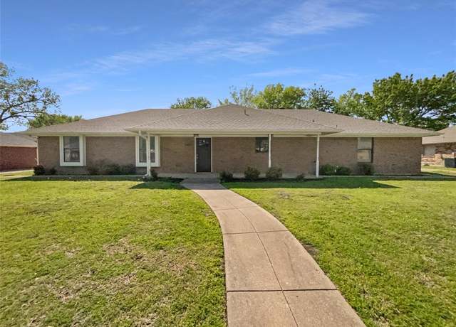Property at 6807 Abilene Dr, Sachse, TX 75048, 3 beds, 2 baths