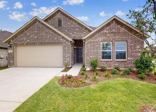 Property at 1106 Linwood Ln, Justin, TX 76247, 4 beds, 2 baths
