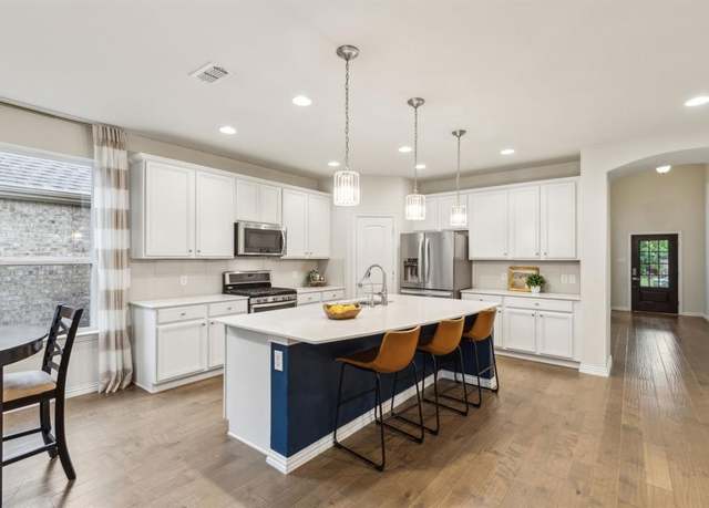 Property at 1508 Westview Ln, Northlake, TX 76226, 3 beds, 3 baths