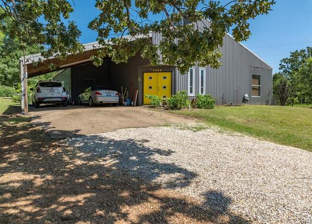 Property at 7680 E US Highway 80, Hawkins, TX 75765, 5 beds, 3 baths