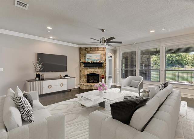 Property at 115 Aurora Vista Trl, Aurora, TX 76078, 3 beds, 3 baths