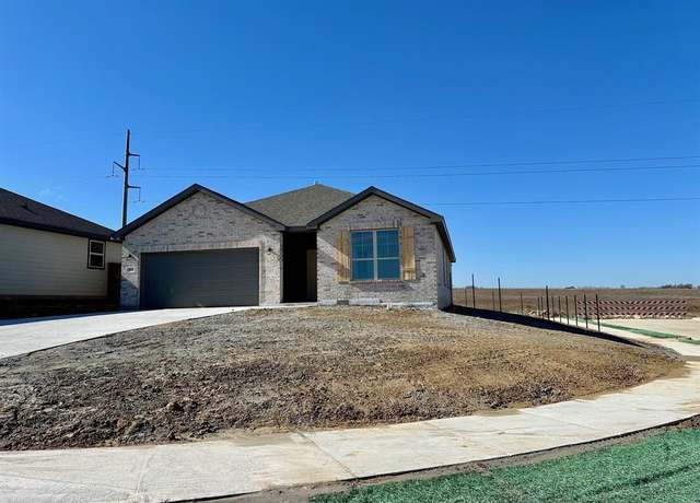 Property at 753 Godley, Godley, TX 76044, 4 beds, 2 baths