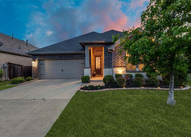Property at 3909 Sunflower Dr, Aubrey, TX 76227, 3 beds, 2 baths