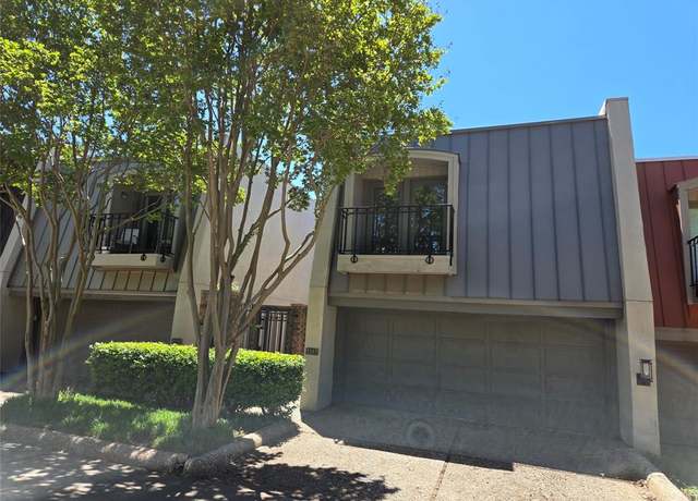 Property at 4142 Woodcreek Dr, Dallas, TX 75220, 2 beds, 2.5 baths