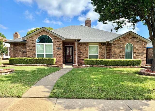 Property at 629 Yosemite Trl, Mesquite, TX 75149, 3 beds, 2 baths