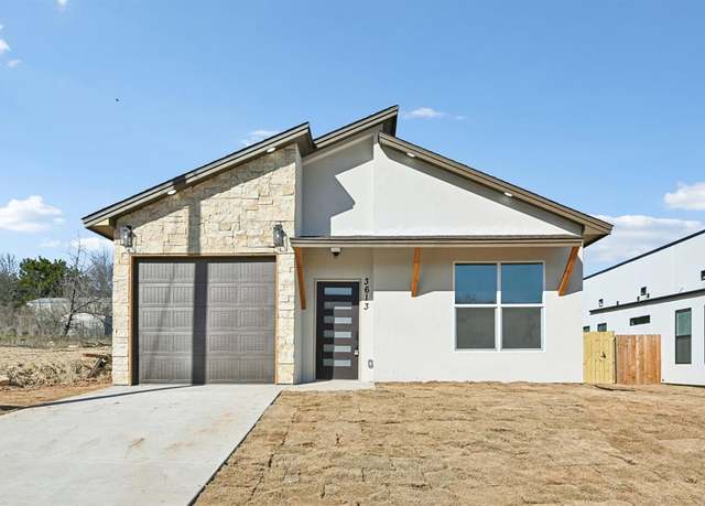 Property at 3613 Durango Trl, Granbury, TX 76048, 3 beds, 2 baths