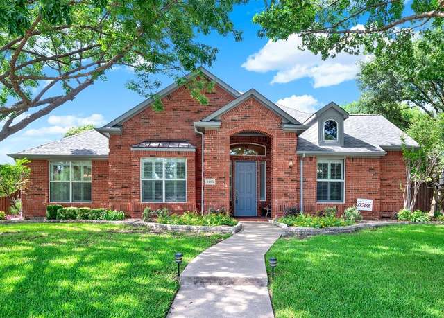 Property at 5405 Enfield Dr, Richardson, TX 75082, 3 beds, 3 baths