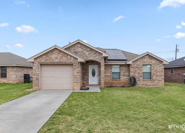 Property at 1213 Newman, Iowa Park, TX 76367, 3 beds, 2 baths
