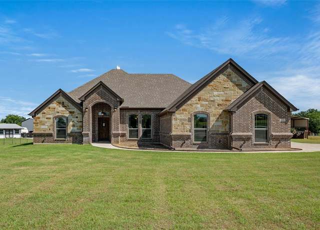 Property at 2255 J E Woody Rd, Springtown, TX 76082, 3 beds, 2 baths