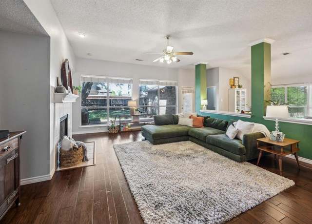 Property at 3207 Lakehurst Dr, Mesquite, TX 75181, 3 beds, 2 baths