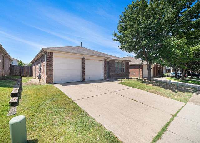 Property at 1812 Wind Dancer Trl, Fort Worth, TX 76131, 3 beds, 2 baths