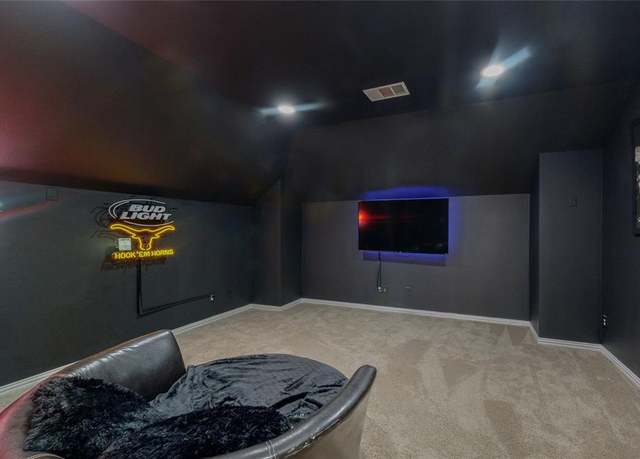 Property at 221 Bugle Call Rd, Forney, TX 75126, 5 beds, 4.5 baths
