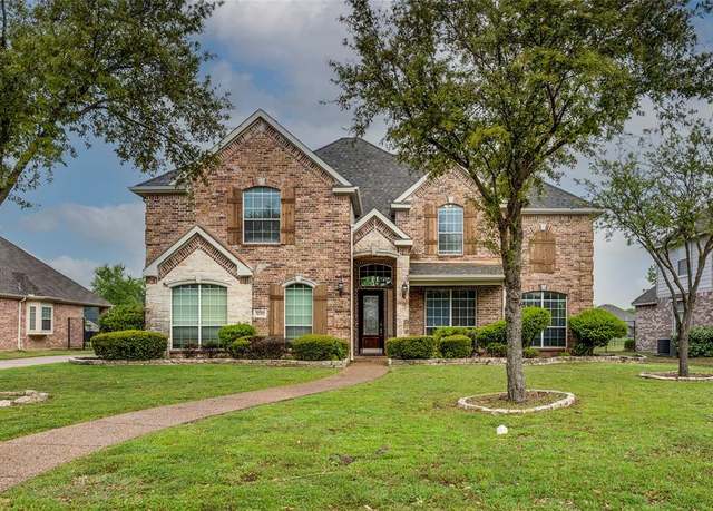 Property at 10205 Broadmoor Ln, Rowlett, TX 75089, 5 beds, 4 baths