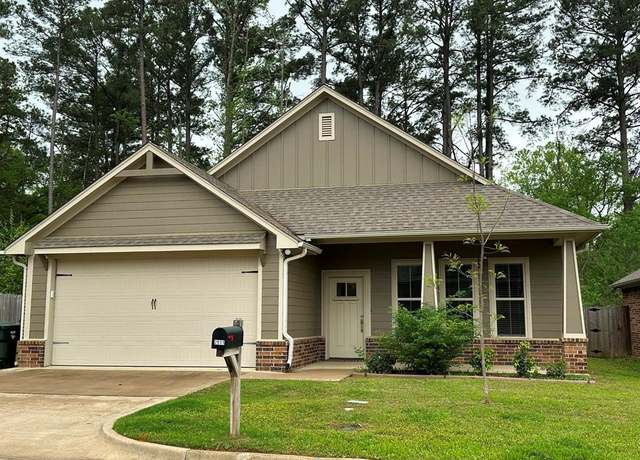 Property at 2911 Meadow Brook Trl, Tyler, TX 75701, 4 beds, 2 baths