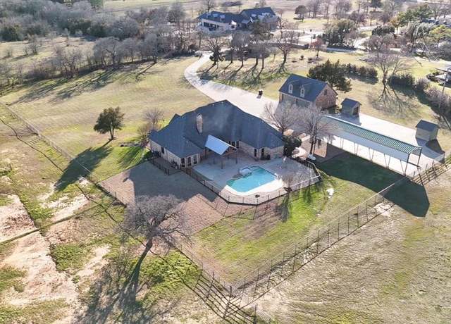 Property at 12886 Saint John Rd, Pilot Point, TX 76258, 5 beds, 4 baths