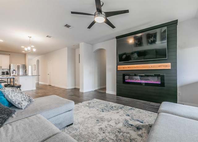 Property at 13301 Palancar Dr, Fort Worth, TX 76244, 3 beds, 2 baths