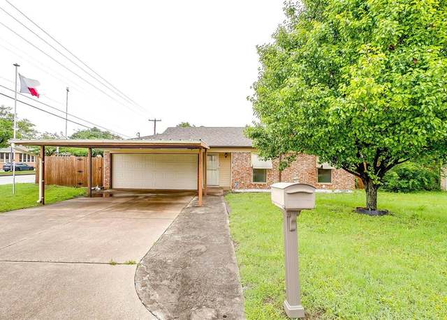 Property at 632 Comal Ave, White Settlement, TX 76108, 3 beds, 2 baths