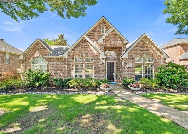 Property at 929 Blue Jay Ln, Coppell, TX 75019, 4 beds, 3 baths