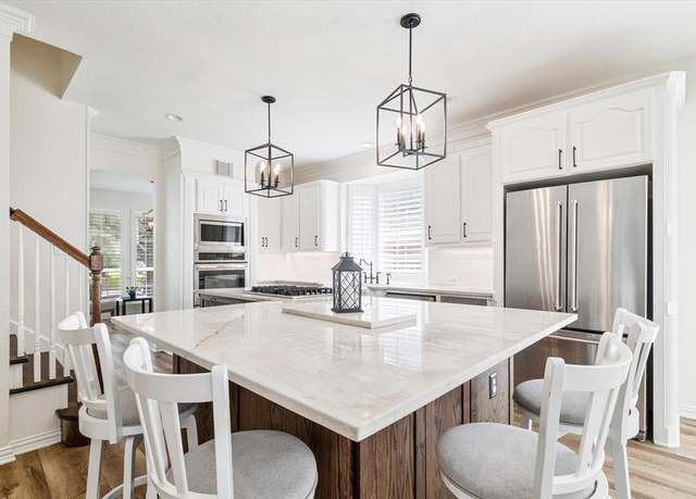 Property at 4804 Arbor Glen Dr, Mckinney, TX 75072, 5 beds, 4 baths