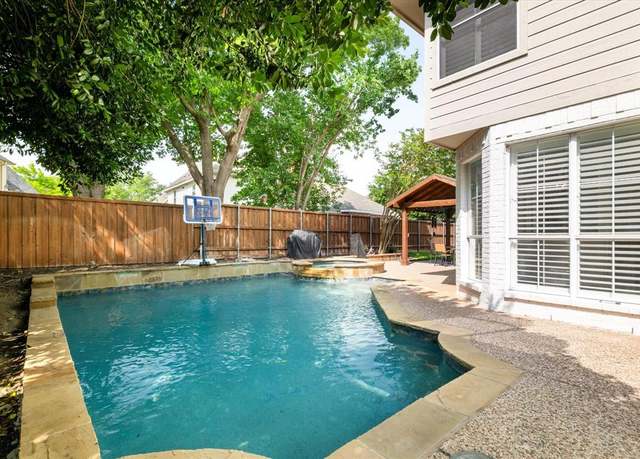 Property at 4804 Arbor Glen Dr, Mckinney, TX 75072, 5 beds, 4 baths