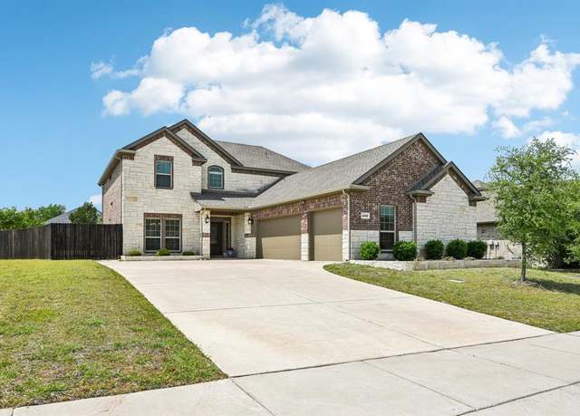 Property at 1455 Carmel Dr, Rockwall, TX 75087, 4 beds, 3.5 baths