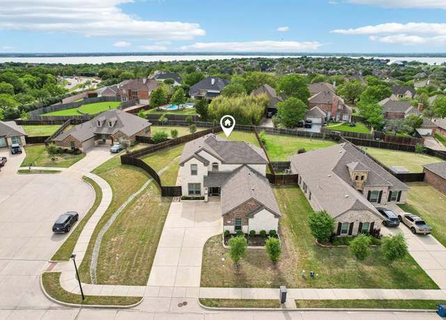 Property at 1455 Carmel Dr, Rockwall, TX 75087, 4 beds, 3.5 baths