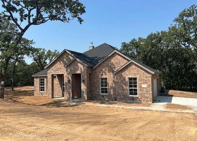 Property at 139 Rj Smith Dr, Boyd, TX 76023, 4 beds, 2 baths