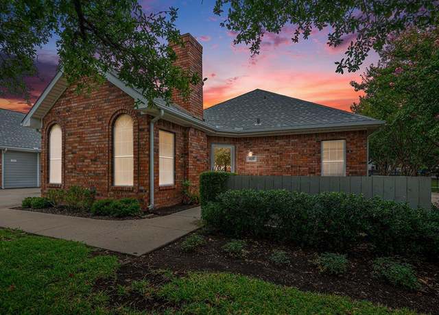 Property at 6120 Haley Ln, Fort Worth, TX 76132, 2 beds, 2 baths