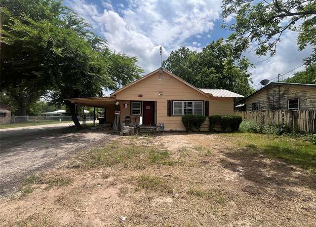 Property at 116 E Lipan Dr, Lipan, TX 76462, 2 beds, 1 bath