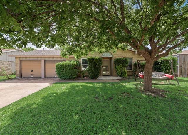 Property at 6536 Wakefield Rd, North Richland Hills, TX 76182, 4 beds, 2 baths
