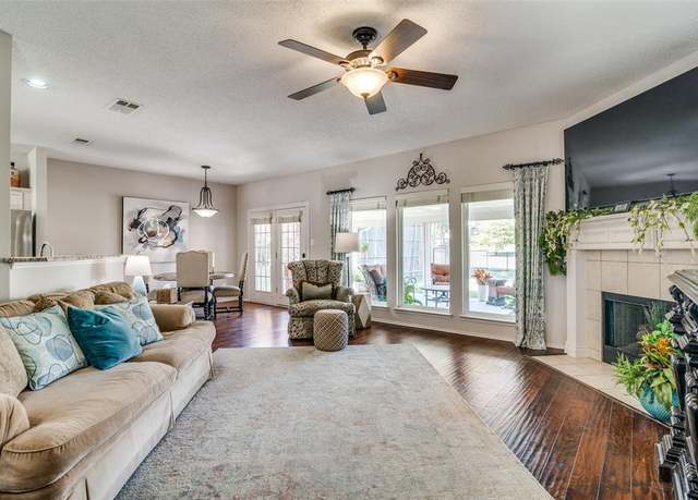 Property at 6406 San Marino Dr, Rowlett, TX 75089, 4 beds, 2.5 baths