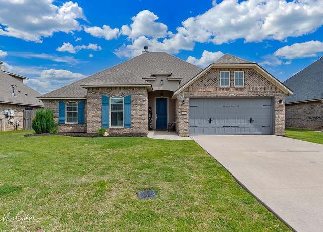 Property at 606 Labarre Ln, Bossier City, LA 71111, 4 beds, 2 baths