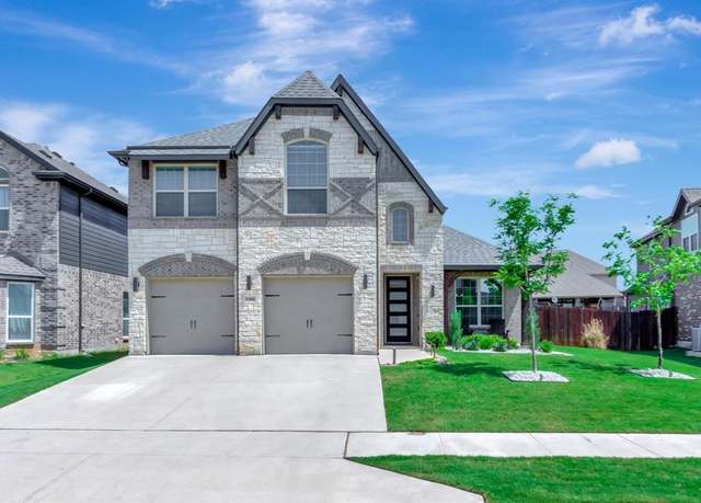 Property at 9304 Saltbrush St, Fort Worth, TX 76177, 5 beds, 3 baths
