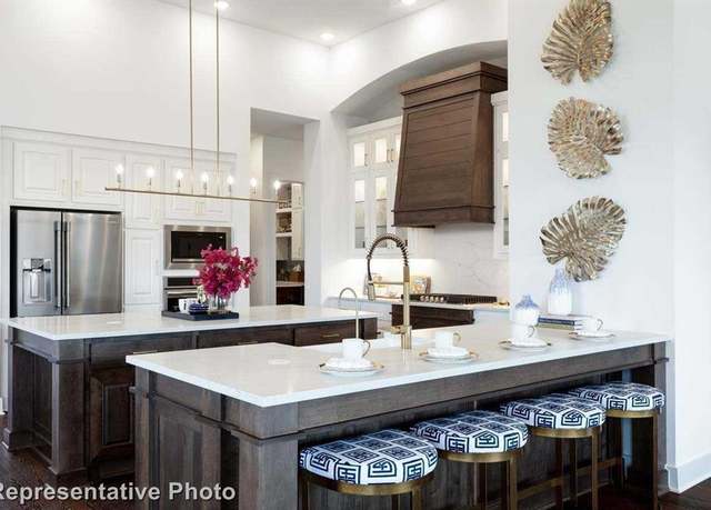 Property at 736 Bridle Path Pkwy, Aubrey, TX 76227, 4 beds, 3.5 baths