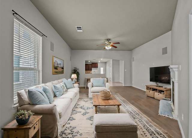 Property at 5244 Canfield Ln, Forney, TX 75126, 4 beds, 2 baths