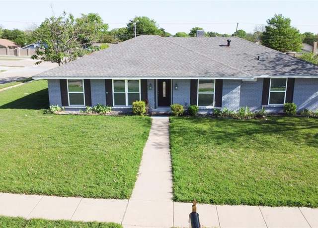 Property at 3321 Lynbrook Dr, Plano, TX 75075, 4 beds, 2.5 baths