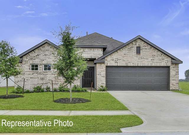 Property at 305 Comfort Dr, Godley, TX 76044, 3 beds, 2 baths