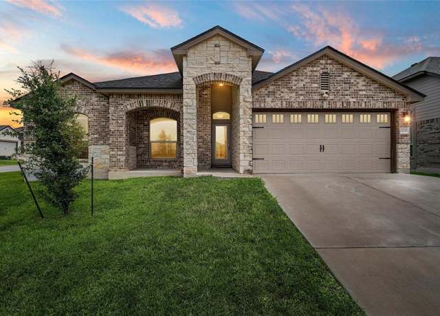Property at 11225 Raider Dr, Waco, TX 76708, 3 beds, 2 baths