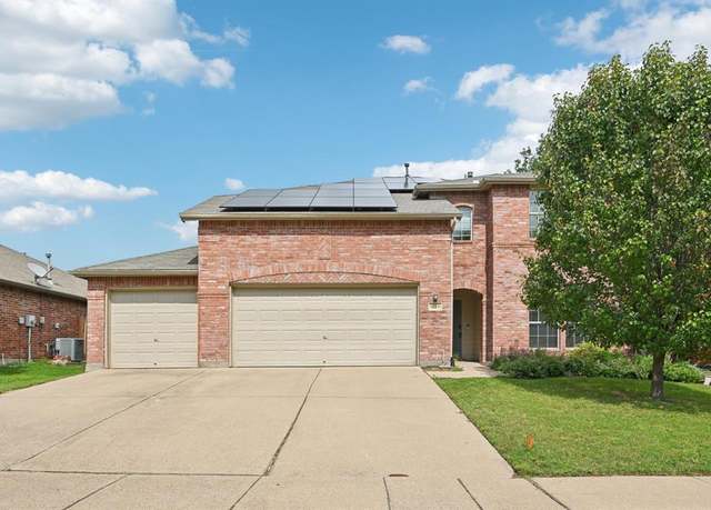 Property at 6128 Redear Dr, Fort Worth, TX 76179, 4 beds, 2.5 baths