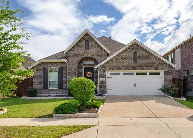 Property at 1926 Successful Dr, Wylie, TX 75098, 4 beds, 2 baths