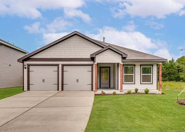 Property at 211 Southgate Dr, Terrell, TX 75160, 3 beds, 2 baths