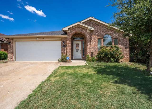 Property at 7405 Avington Way, Fort Worth, TX 76133, 4 beds, 2 baths