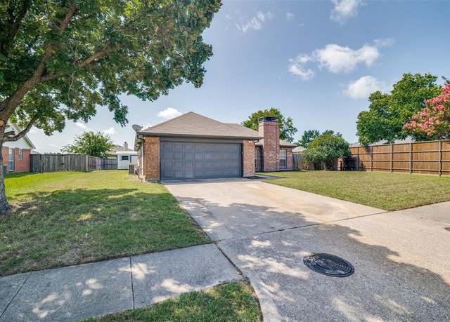 Property at 102 Marquette St, Forney, TX 75126, 3 beds, 2 baths